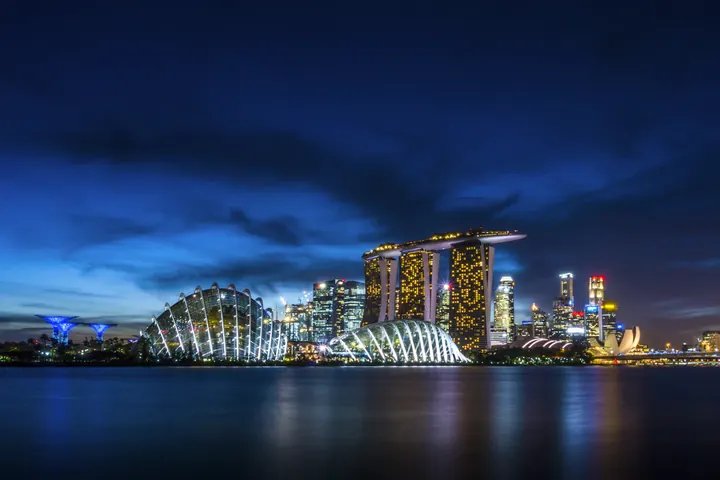 Marina Bay Sands and Gardens by the Bay illuminated in Singapore