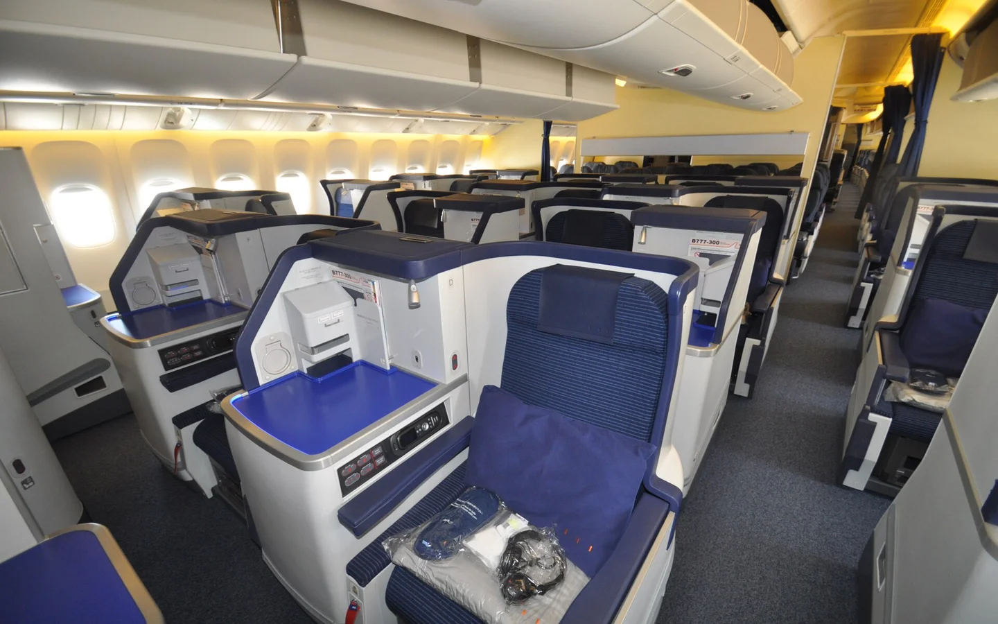 ANA Boeing 777 business class cabin