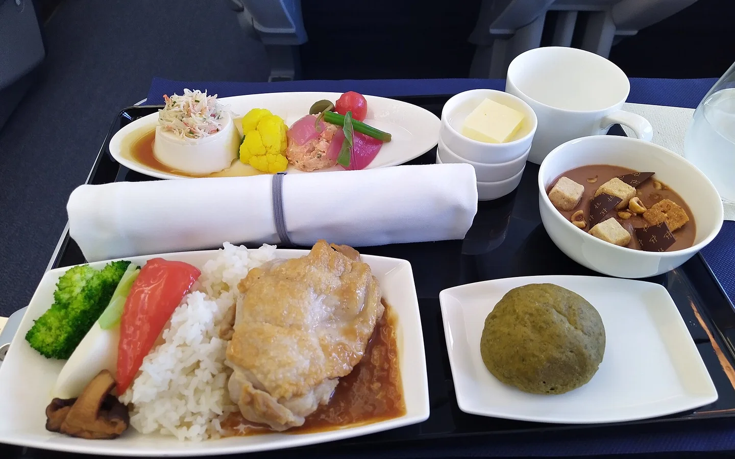 ANA business class meal service