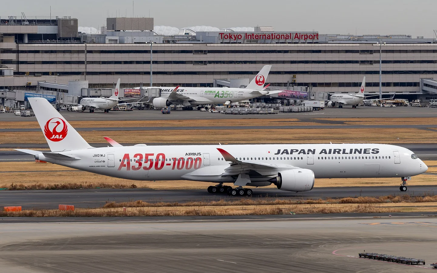 JAL Airbus A350-1000 at Tokyo Haneda Airport