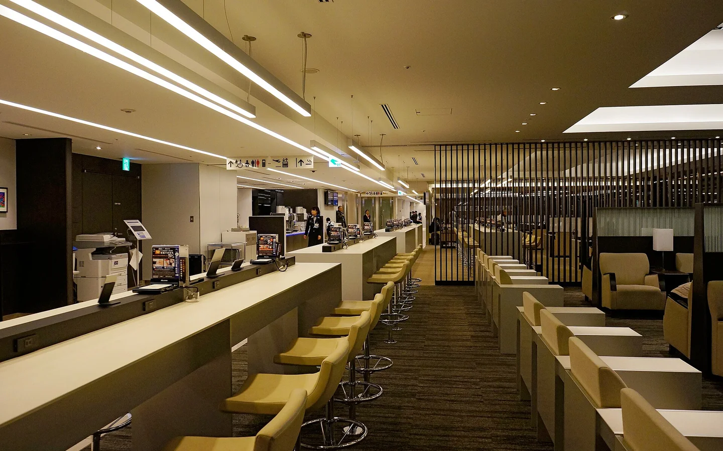 ANA domestic lounge at Tokyo Haneda Airport
