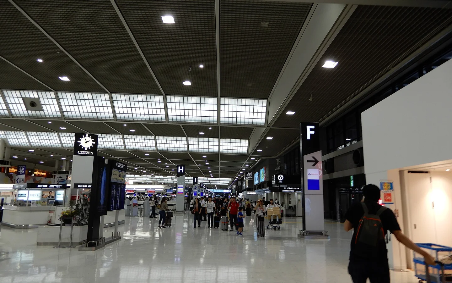 Narita Airport Terminal 2 departure hall